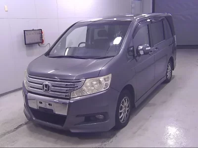 Honda STEP WAGON  с аукциона в Японии