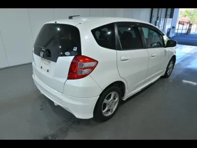 Honda FIT  с аукциона в Японии