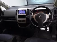 Nissan SERENA лот № 19136 оценка 3  с аукциона в Японии 4