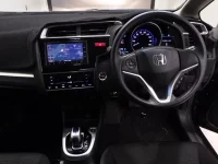 Honda FIT лот № 19158 оценка R  с аукциона в Японии 4
