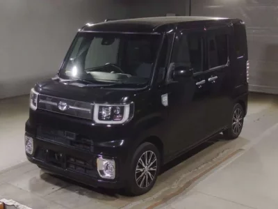 Toyota PIXIS MEGA