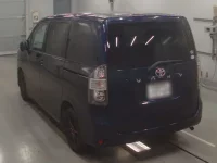 Toyota VOXY лот № 10031 оценка R  с аукциона в Японии 5