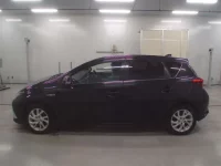 Toyota AURIS лот № 33023 оценка 4  с аукциона в Японии 3