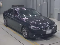 BMW 5-Series лот № 70035 оценка 4  с аукциона в Японии 4