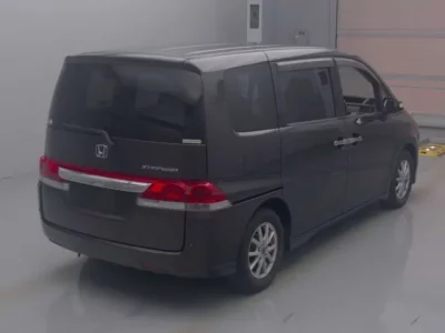 Honda STEP WAGON  с аукциона в Японии