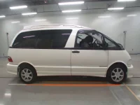 Toyota ESTIMA лот № 10048 оценка 3  с аукциона в Японии 2