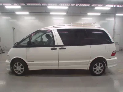 Toyota ESTIMA  с аукциона в Японии
