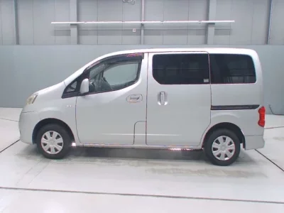 Mitsubishi DELICA D3