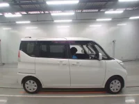 Suzuki SOLIO лот № 36037 оценка 3.5  с аукциона в Японии 2