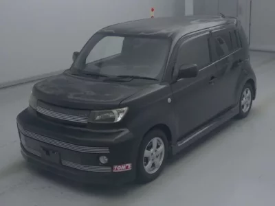 Toyota BB  с аукциона в Японии