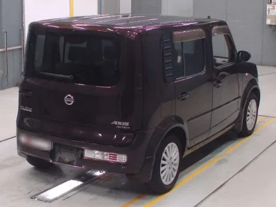 Nissan CUBE  с аукциона в Японии