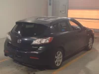 Mazda AXELA лот № 9056 оценка RA  с аукциона в Японии 1