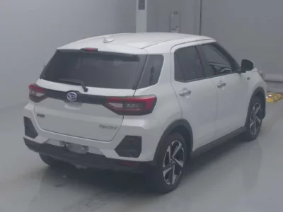 Daihatsu ROCKY  с аукциона в Японии