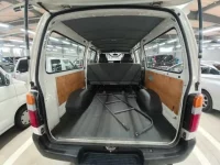 Toyota HIACE VAN лот № 33064 оценка 3  с аукциона в Японии 8