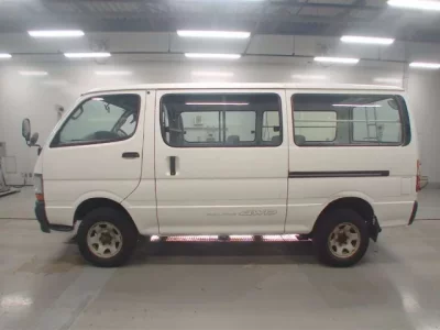 Toyota HIACE VAN  с аукциона в Японии