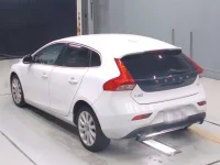 Volvo V40 лот № 70086 оценка 4.5  с аукциона в Японии 5