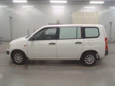 Toyota SUCCEED  с аукциона в Японии