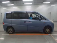 Honda STEP WAGON лот № 10105 оценка R  с аукциона в Японии 2