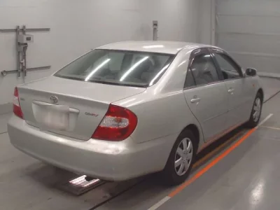 Toyota CAMRY  с аукциона в Японии