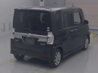 Daihatsu TANTO  с аукциона в Японии
