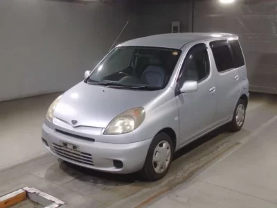 Toyota FUNCARGO  с аукциона в Японии