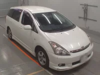 Toyota WISH лот № 36077 оценка 3.5  с аукциона в Японии 4