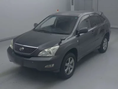 Toyota HARRIER  с аукциона в Японии