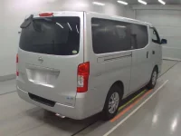 Nissan CARAVAN VAN лот № 33093 оценка 3.5  с аукциона в Японии 1
