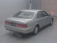 Toyota CROWN лот № 4244 оценка R  с аукциона в Японии 1