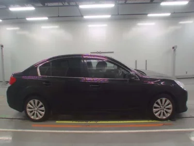 Subaru LEGACY B4  с аукциона в Японии