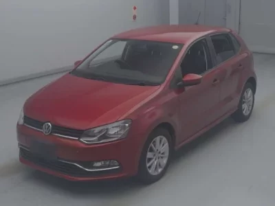 Volkswagen POLO  с аукциона в Японии