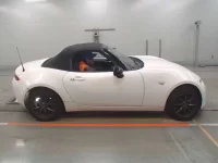 Mazda ROADSTER лот № 36103 оценка 3.5  с аукциона в Японии 2