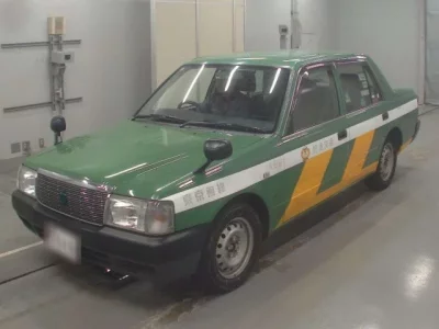 Toyota CROWN COMFORT  с аукциона в Японии