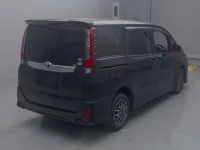 Toyota NOAH лот № 4312 оценка R  с аукциона в Японии 1