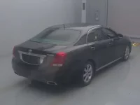 Toyota CROWN лот № 4316 оценка 3.5  с аукциона в Японии 1