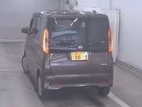 Nissan ROOX лот № 3002 оценка 3.5  с аукциона в Японии 1