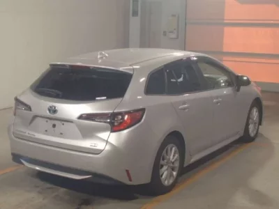 Toyota COROLLA TOURING  с аукциона в Японии
