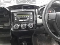 Toyota COROLLA AXIO лот № 10225 оценка 3  с аукциона в Японии 8