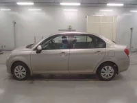 Toyota COROLLA AXIO лот № 10225 оценка 3  с аукциона в Японии 3