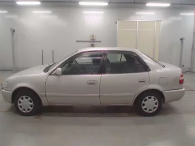 Toyota COROLLA  с аукциона в Японии