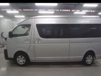 Toyota HIACE лот № 36122 оценка 6  с аукциона в Японии 3