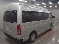 Toyota HIACE лот № 36122 оценка 6  с аукциона в Японии 1