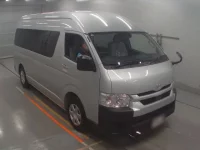 Toyota HIACE лот № 36122 оценка 6  с аукциона в Японии 4