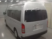 Toyota HIACE лот № 36122 оценка 6  с аукциона в Японии 5