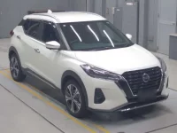 Nissan KICKS лот № 30002 оценка RA  с аукциона в Японии 4