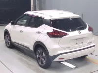 Nissan KICKS лот № 30002 оценка RA  с аукциона в Японии 5