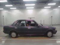 Toyota MARK II лот № 10239 оценка 3.5  с аукциона в Японии 2