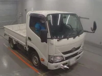 Toyota DYNA лот № 36129 оценка 4  с аукциона в Японии 4