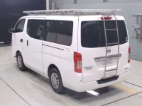 Nissan CARAVAN VAN лот № 30015 оценка 4  с аукциона в Японии 5