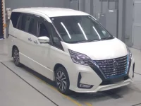 Nissan SERENA лот № 30016 оценка 4  с аукциона в Японии 4